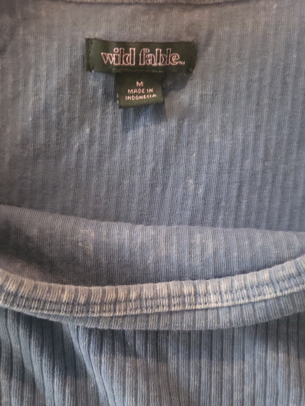Really Cute Light Blue Ribbed Long Sleeve Cropped Top - Picture 3 of 3